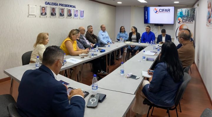 Representantes de CIFAR en reunión estratégica con autoridades de salud y desarrollo económico del Estado Miranda.